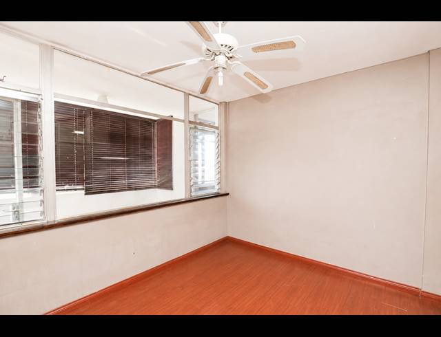 2.5 BEDROOM APARTMENT FOR SALE IN GLENWOOD